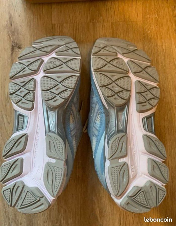 ASICS NYC GEL BLEU TAILLE 43.5 - photo numéro 2