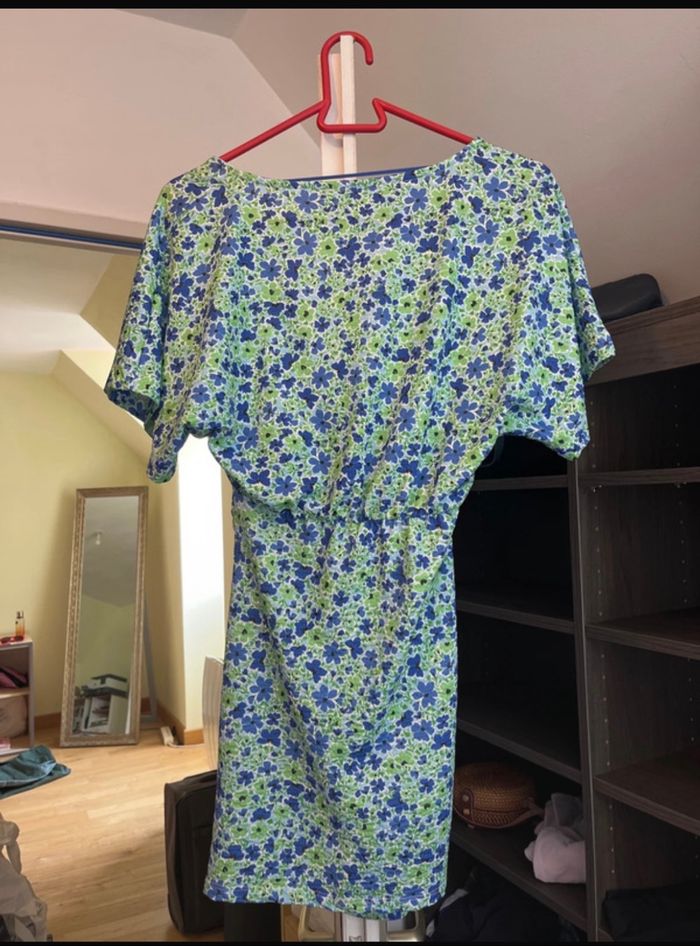 Robe d’été pull&bear - photo numéro 2