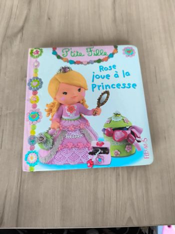 Rose joue à la princesse