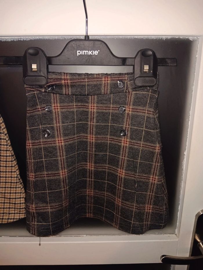 Lot de 2 jupes 6 ans - photo numéro 3