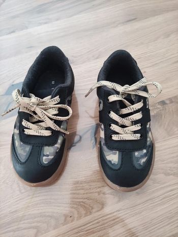 Basket à lacets camouflage bébé garçon Zara 23