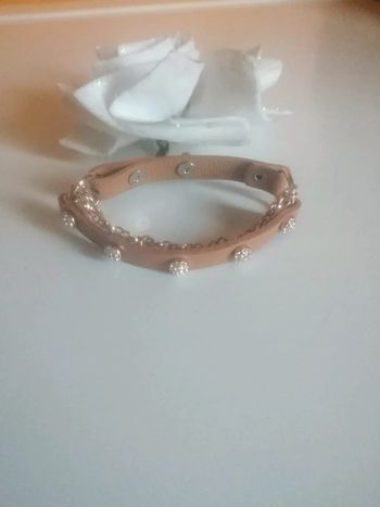 🌸Bracelet cuir et chaîne dorée "ikita" Neuf Idéal pour un cadeau de noël 🎄🌸