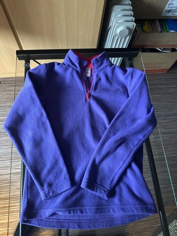 Pull violet