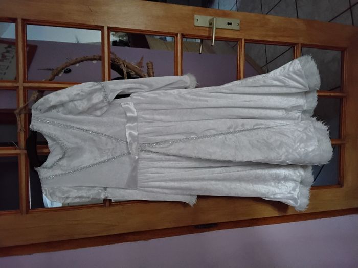 robe de deguisement avec cape