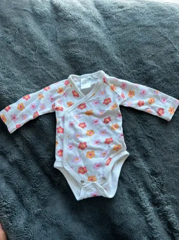 Body fille taille 1 mois