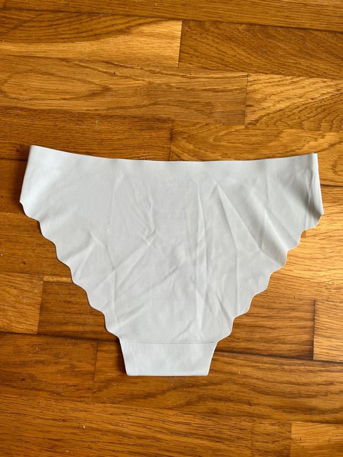 Lot 3 culottes sans coutures t.S/M - photo numéro 2