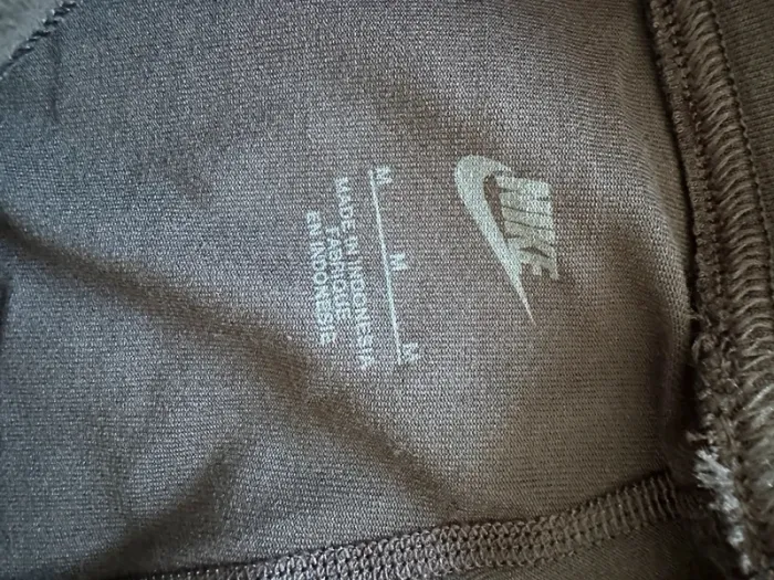 Leggings Nike longueur 7/8 neuf avec étiquette, taille M - photo numéro 7