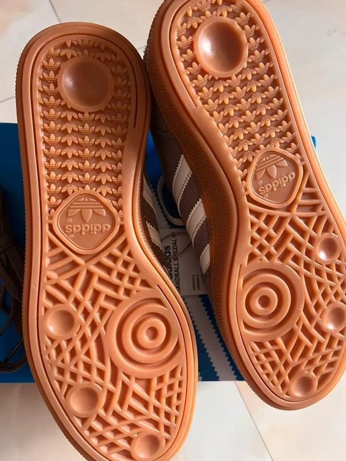 Adidas Handball Spezial Taille 39 - photo numéro 4