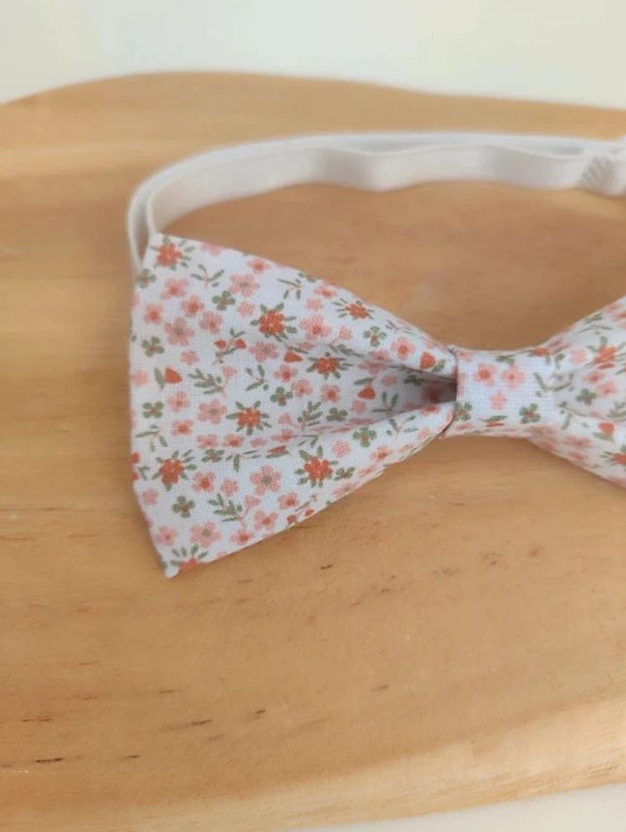 Noeud papillon fleuri orange, vert, beige, corail - photo numéro 2