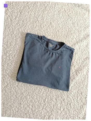 T-shirt Tommy Hilfiger noir marine logo brodé