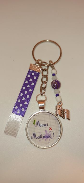 Cadeau maîtresse, porte clé message bijoux de sac " Merci maîtresse "