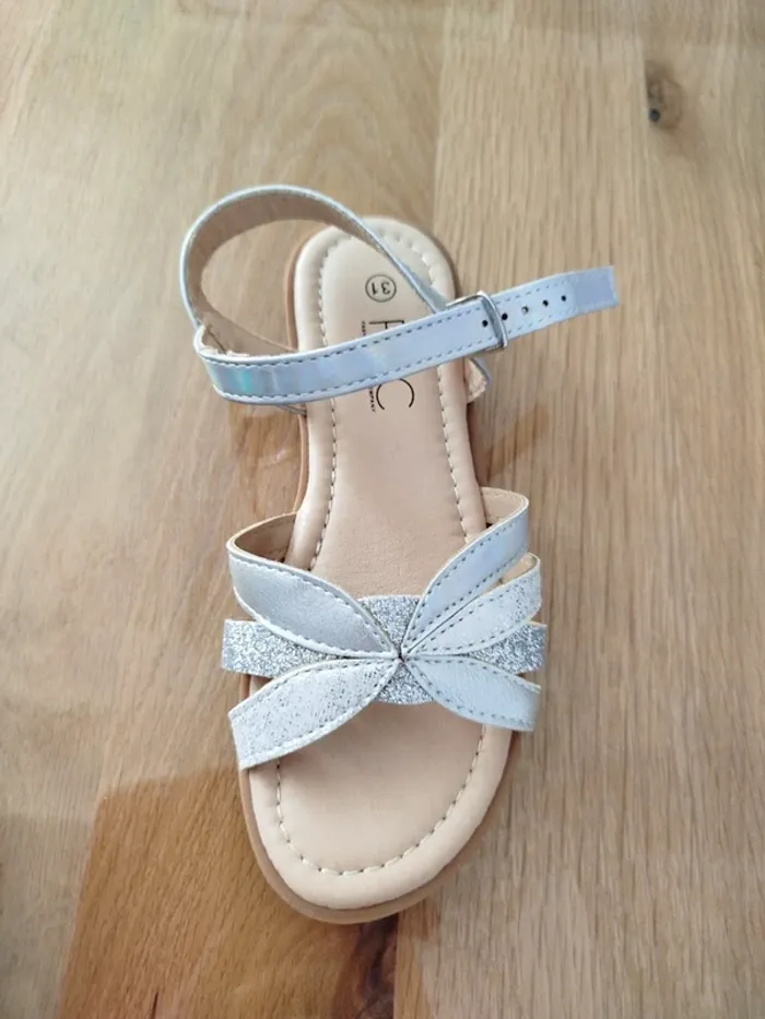 Sandales grises - photo numéro 4