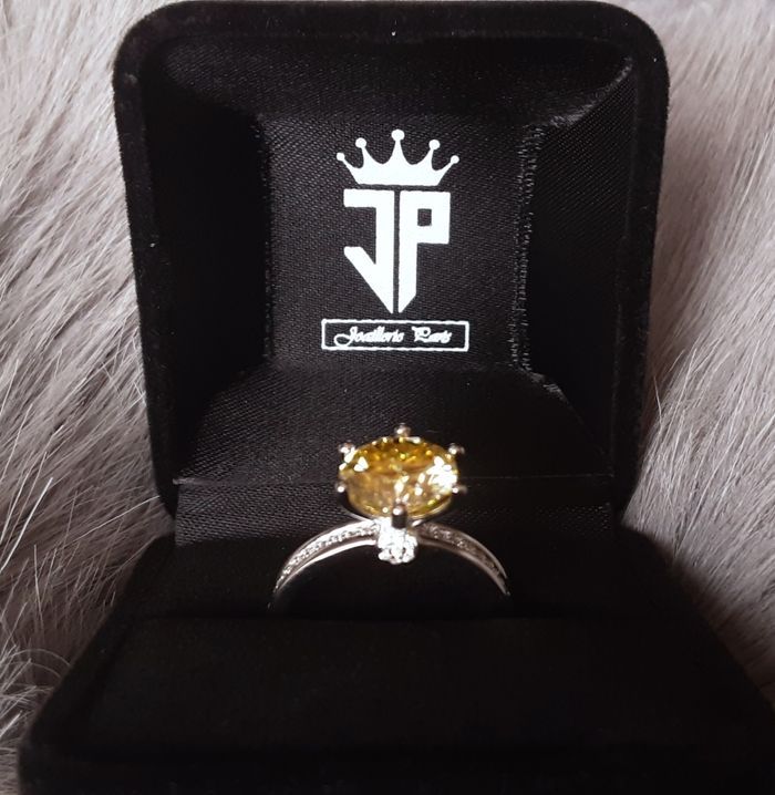 Bague gravée Au750 mariage fiançailles anniversaire Moissanite jaune 9mm 3carats cadeau pour elle - photo numéro 2