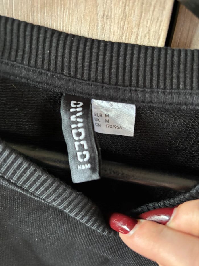 Pull crop top noir H&M - photo numéro 3