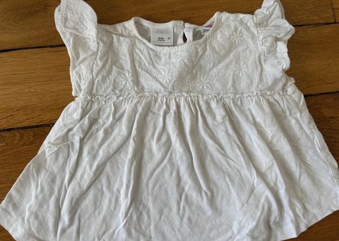 Lot de 2 tee shirts Zara 2 ans - photo numéro 4