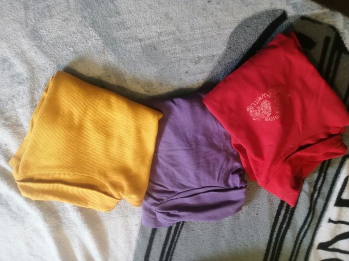 Lot fille haut taille 6 ans