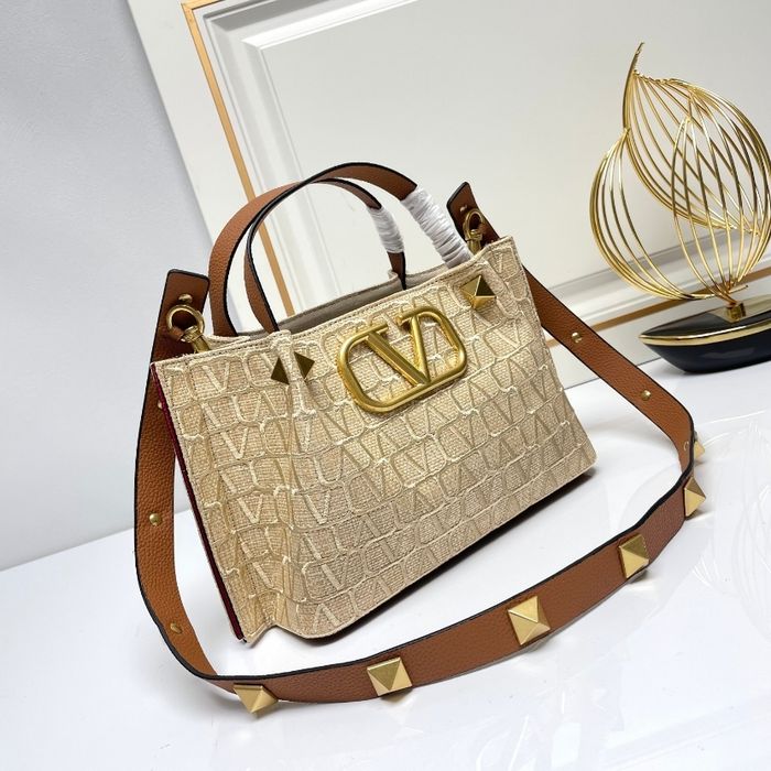 Valentino  3886 - photo numéro 2