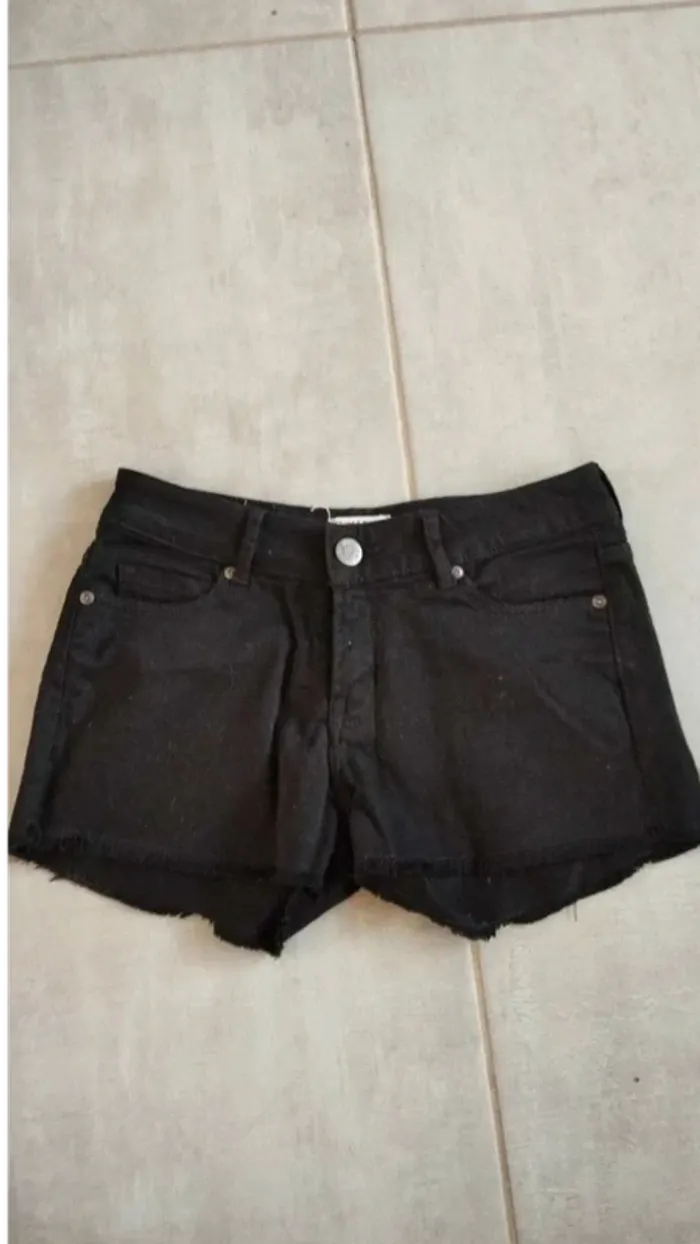 Short en jeans noir taille 36 cimarron