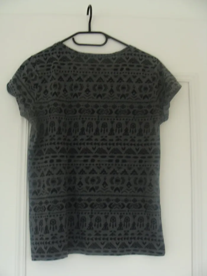 Tee shirt - photo numéro 2