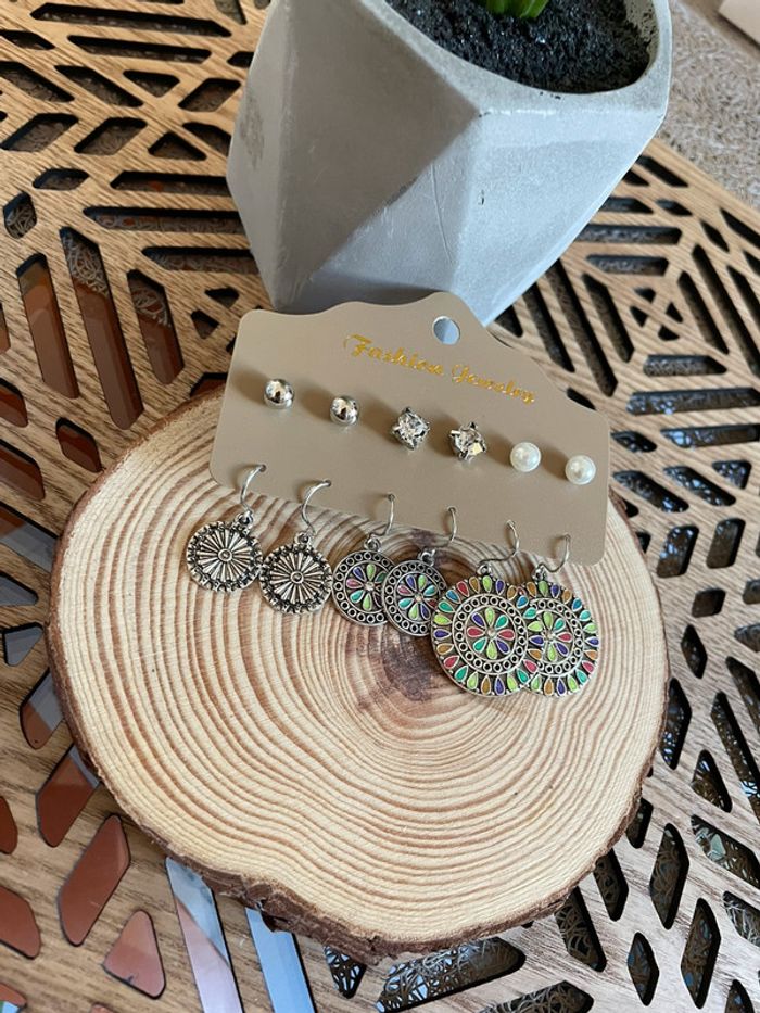 Lot boucles d’oreilles - photo numéro 3