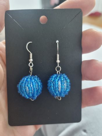 boucles d'oreilles boules fait main 