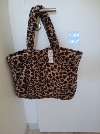 Sac cabas imprimé léopard  Kiabi  Neuf avec étiquette