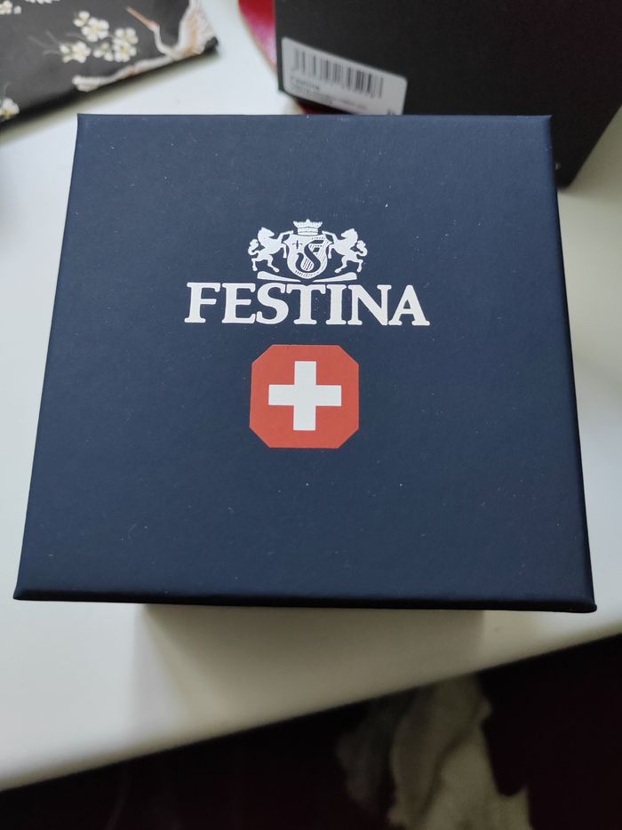 Montre femme Festina - photo numéro 4