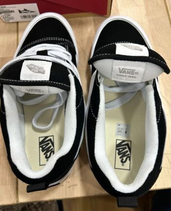 Vans Knu Skool noires blanches – neuves jamais portées – taille 37 avec boîte 🎁 - photo numéro 4