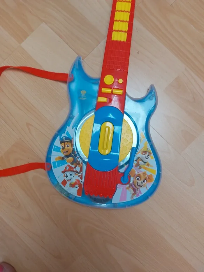 Jouet guitare - photo numéro 2