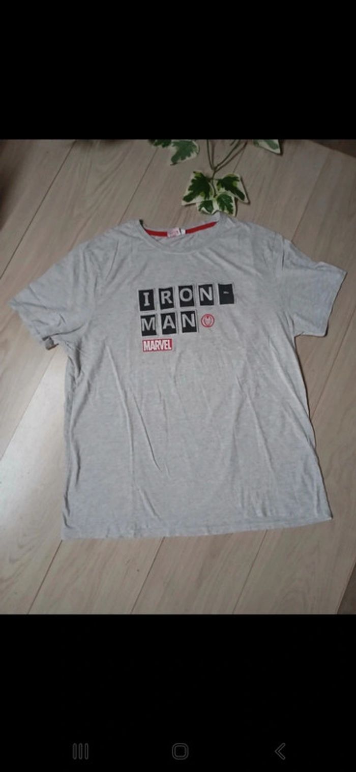 Tee-shirt homme Marvel taille XL