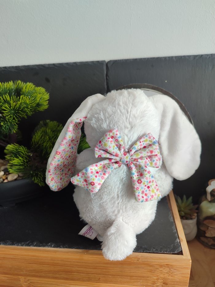 peluche lapin d'activité pommette blanc rose fleur oiseau noeud balle anneau - photo numéro 2
