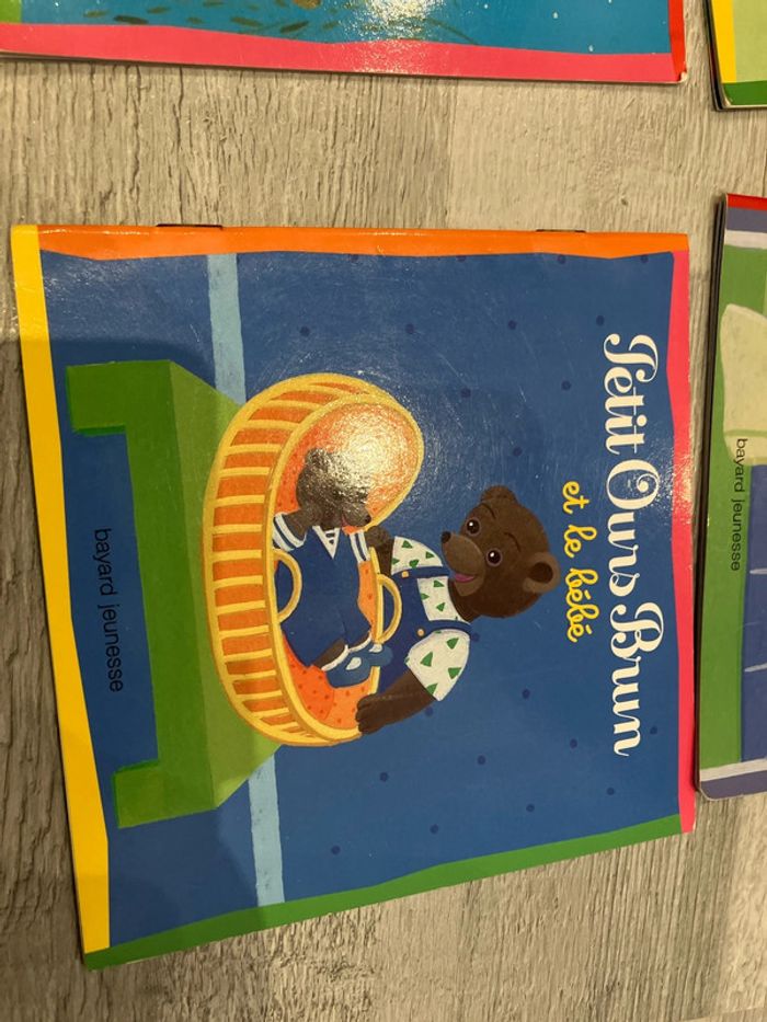 Livres petit ours brun - photo numéro 2