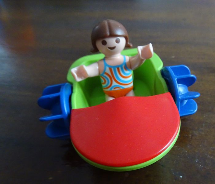 Playmobil Summer fun Piscine toboggan 6673 + 8 petites boites Playmobil plage - photo numéro 6