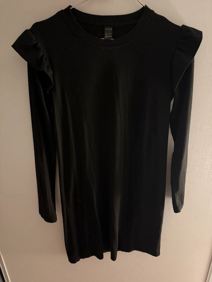 robe noir