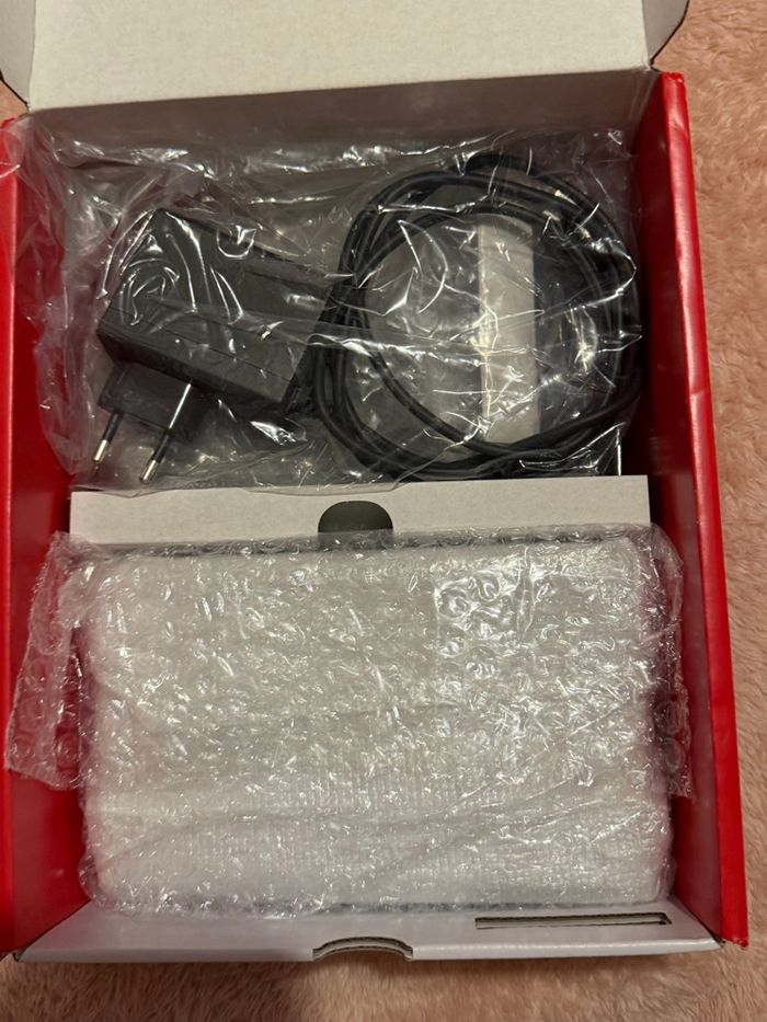 Nintendo Switch Oled - photo numéro 4