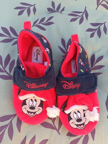 Chaussons Mickey p29