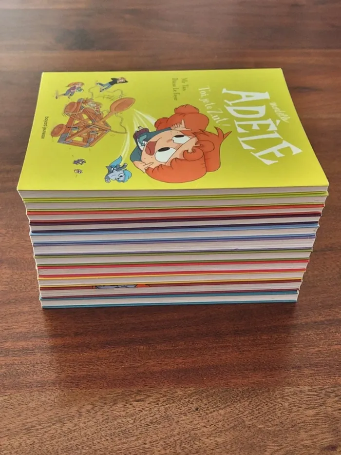 Lot x11 livres Mortelle Adèle - photo numéro 4