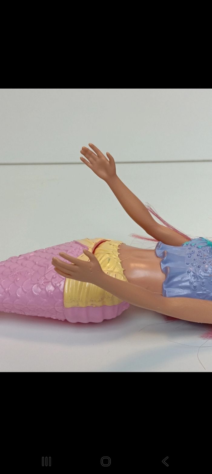 Poupée mattel barbie Dreamtopia Princesse des neiges princesse flocons 
Poupée et ensemble compris - photo numéro 7