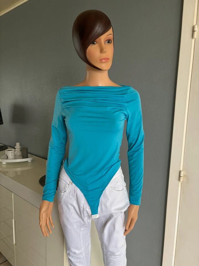 Body bleu neuf