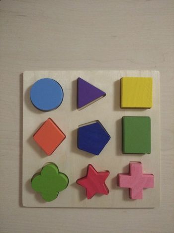 Jouet Montessori Formes Géométriques