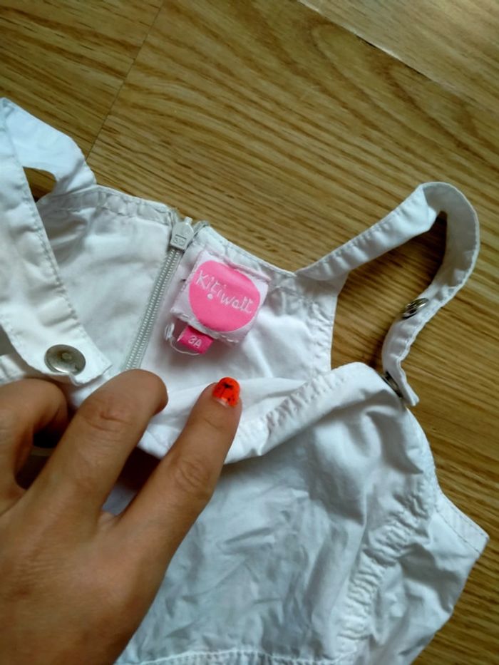 Robe salopette blanche. Kitiwatt.
Taille 3 ans - photo numéro 7