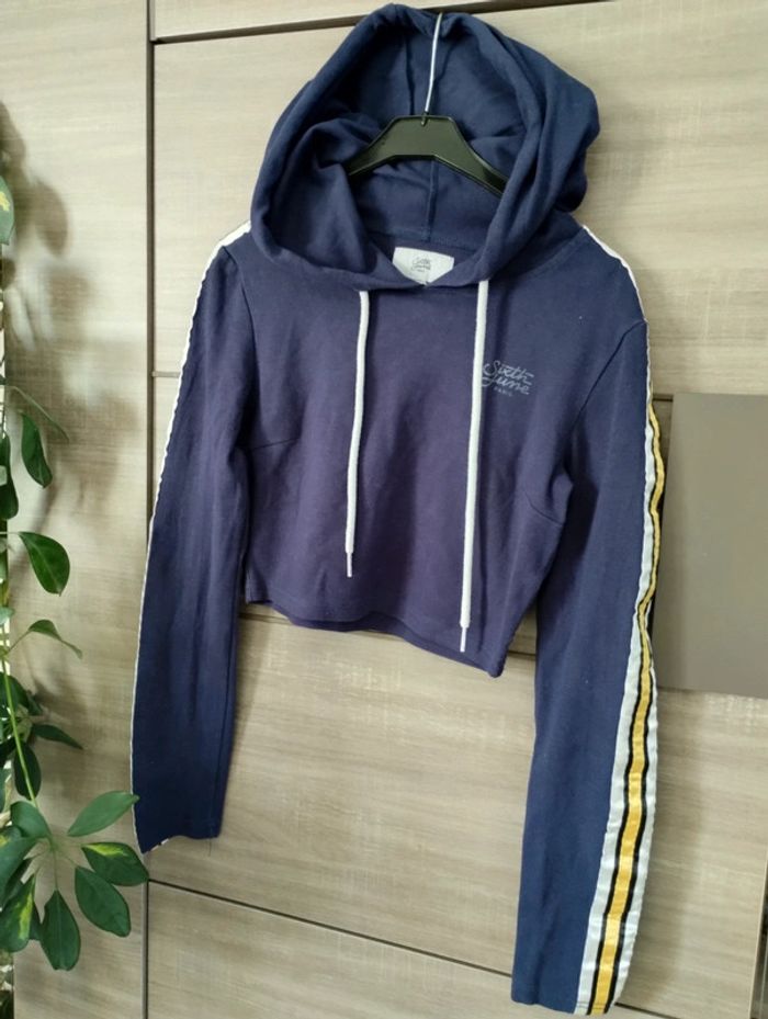 Sweat à capuche crop top taille S