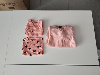 Ensemble 2 bodys ML + 1 pyjama Kiabi T.0 M