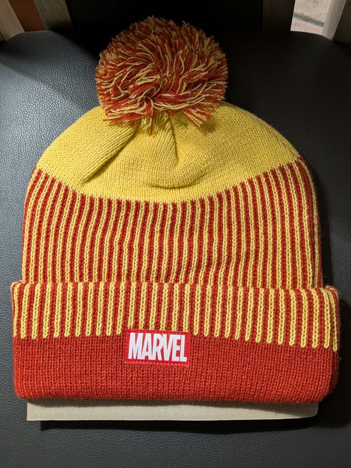 Bonnet à pompon Marvel Avengers - Iron Man - rouge et jaune - Neuf avec étiquette ! - photo numéro 2
