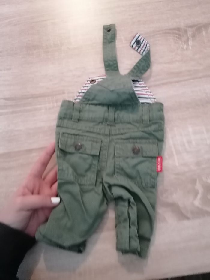 Salopette 1 mois neuf - photo numéro 2