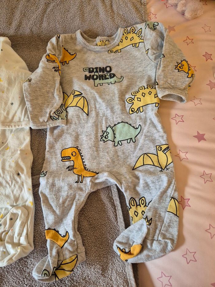 Lot 2 pyjamas - photo numéro 3