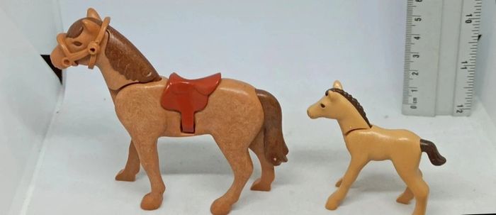Cheval marron avec selle et poulain playmobil - photo numéro 5