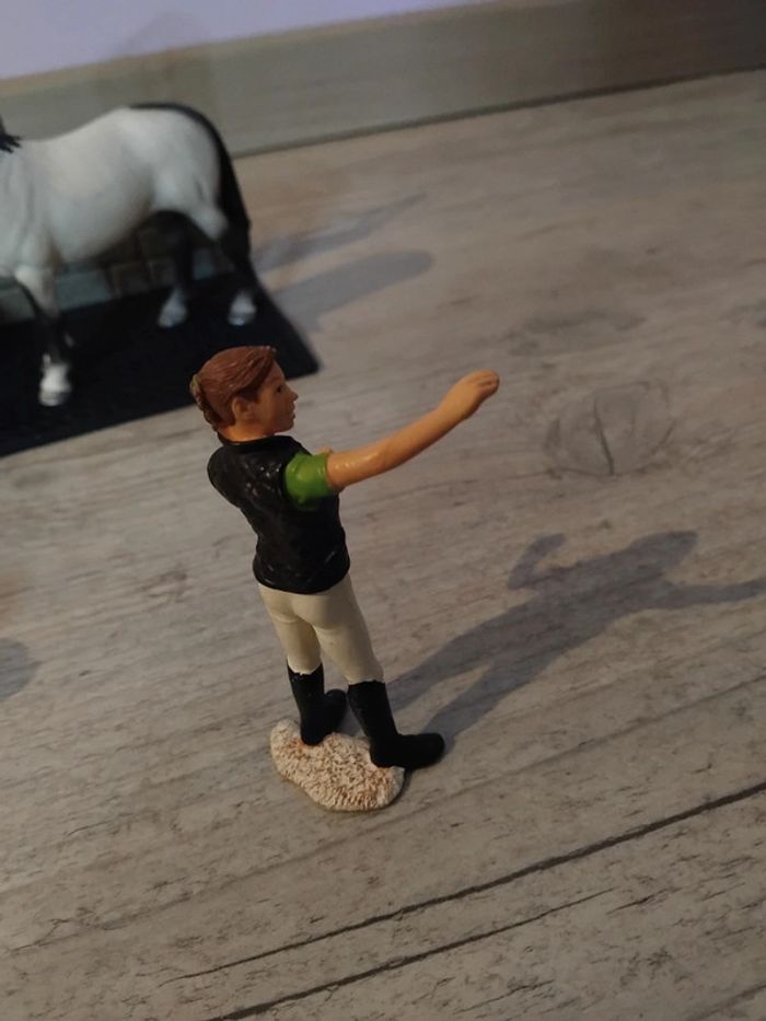 Cheval Schleich avec box de lavage - photo numéro 6