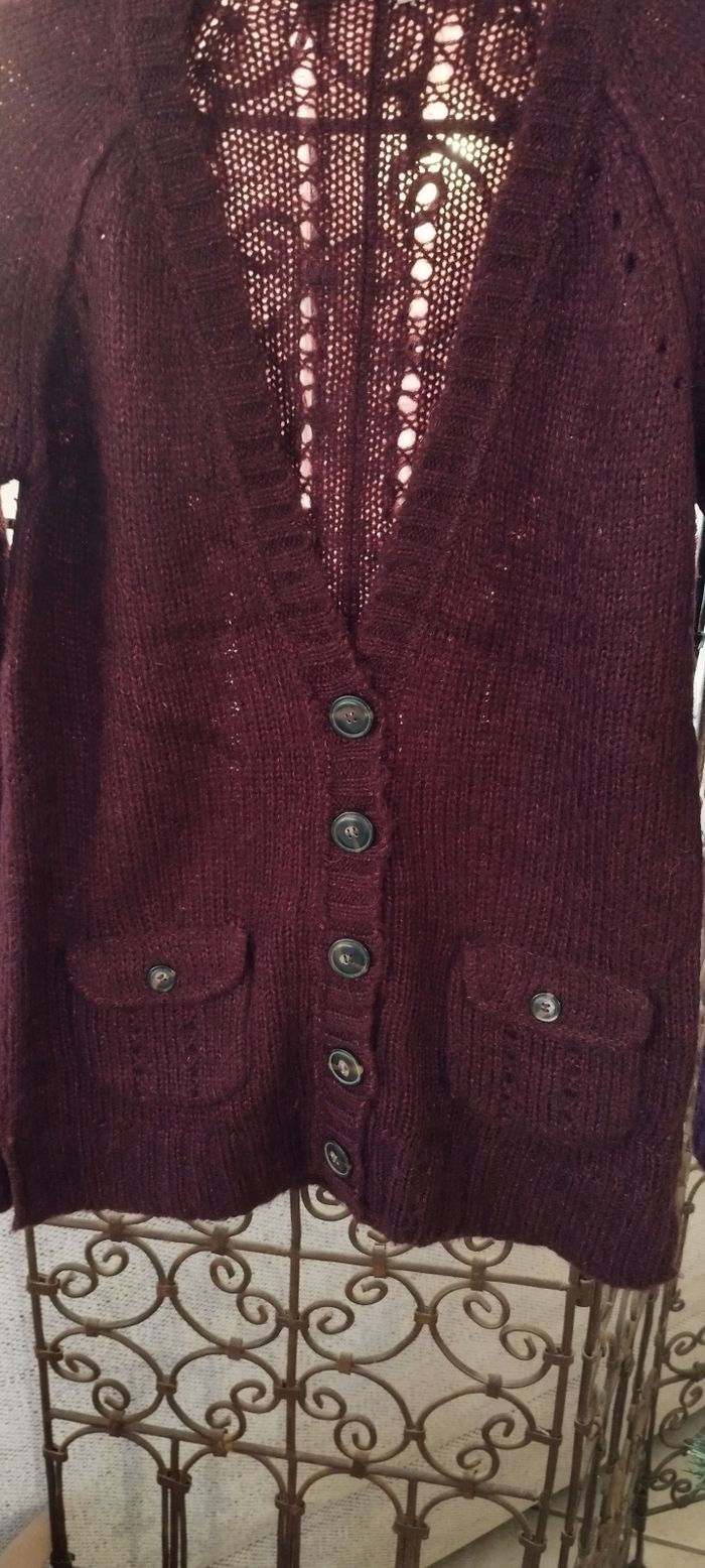 Gilet cardigan Spot couleur lit de vin avec boutons. Taille 38/40. Neuf - photo numéro 4