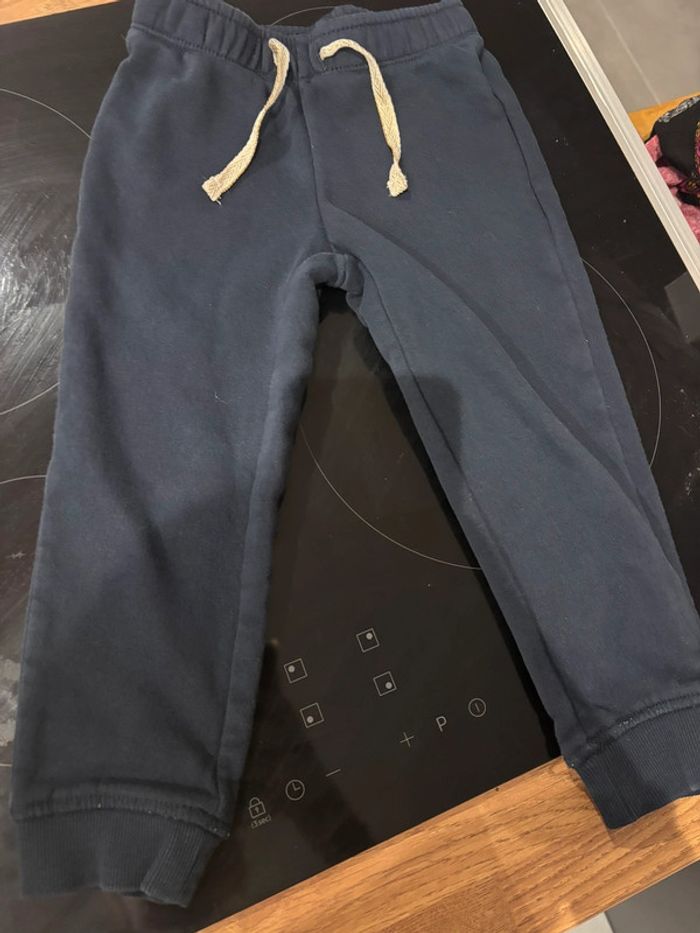 Pantalon survêtement Kiabi 36 mois